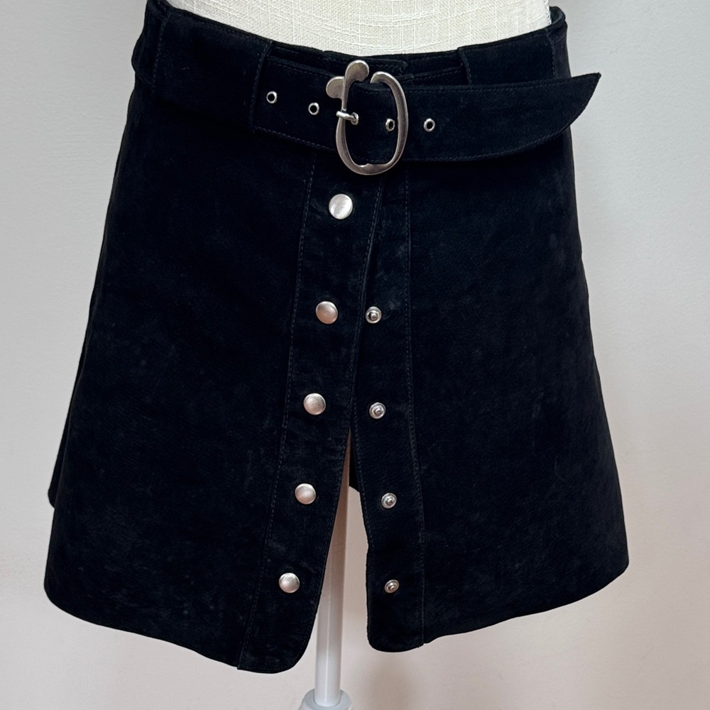Zara Black Suede Mini Skirt with Round Buckle Belt
